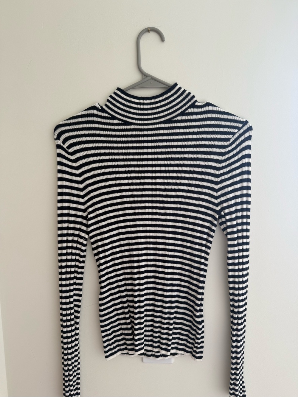 Abercrombie Black & White Striped Ribbed Turtleneck Top